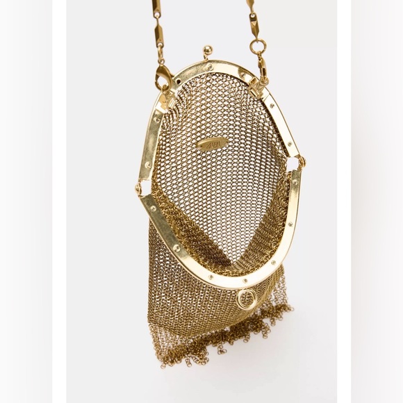 ❗️LAST ONE❗️ITEM WILL BE REMOVED SOON❗️Elegant Gold Mesh Evening Bag - Picture 4 of 4